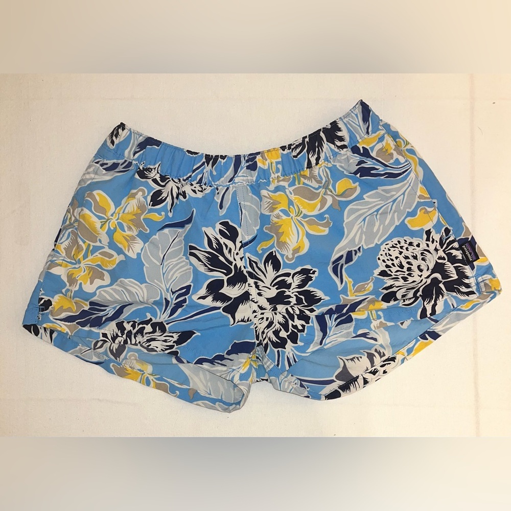 Patagonia Blue Floral Elastic-Waist Athletic Shorts. Size Medium